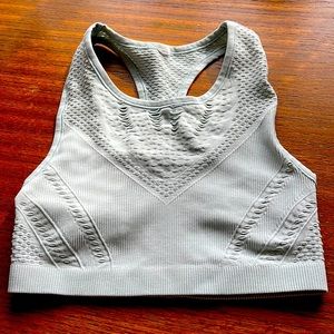 ALO yoga mesh bra M size